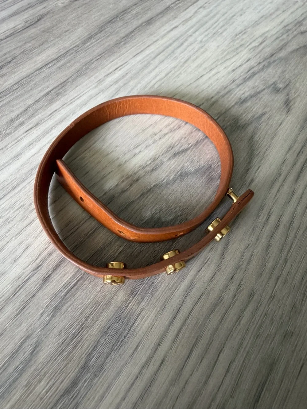 Tory Burch Tan Leather Wrap Bracelet Gold Logos